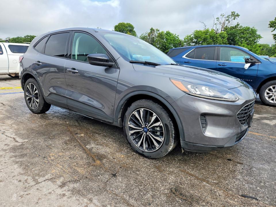 Продажа на аукционе авто 2022 Ford Escape, vin: 1FMCU0BZ4NUB07593, номер лота: 54302056