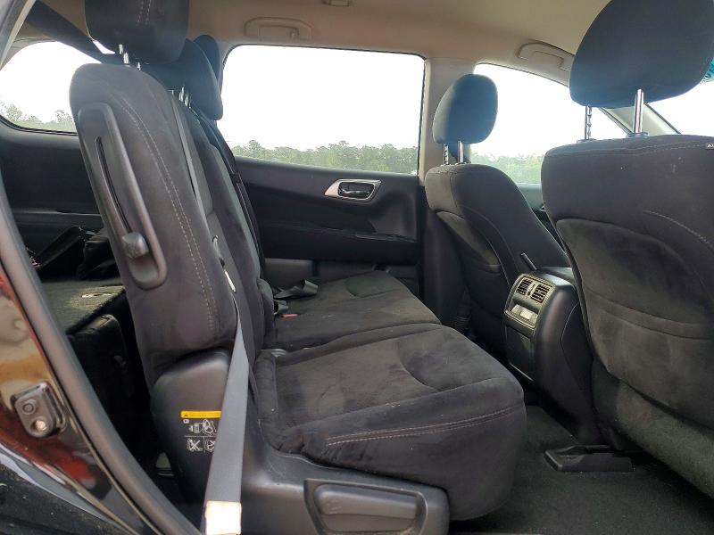 52929266 :رقم المزاد ، 5N1AR2MM5FC682752 vin ، 2015 Nissan Pathfinder مزاد بيع
