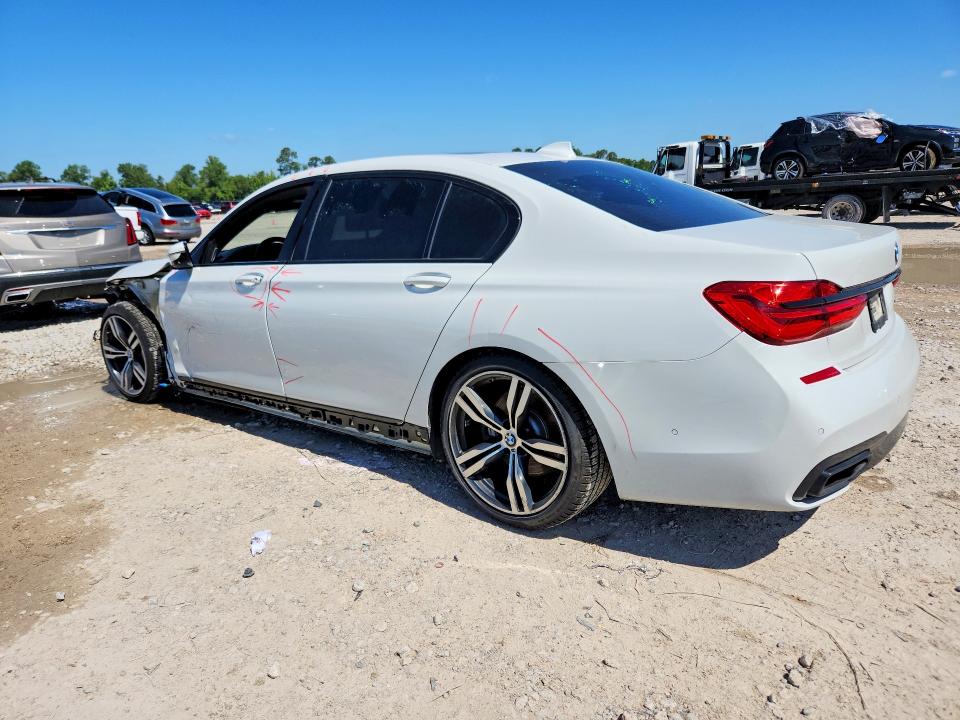 51863326 :رقم المزاد ، WBA7F0C58JGM23449 vin ، 2018 Bmw 750 مزاد بيع