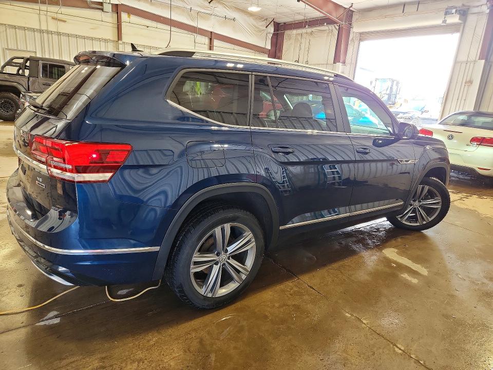 Продажа на аукционе авто 2018 Volkswagen Atlas, vin: 1V2PR2CA0JC593586, номер лота: 53926546