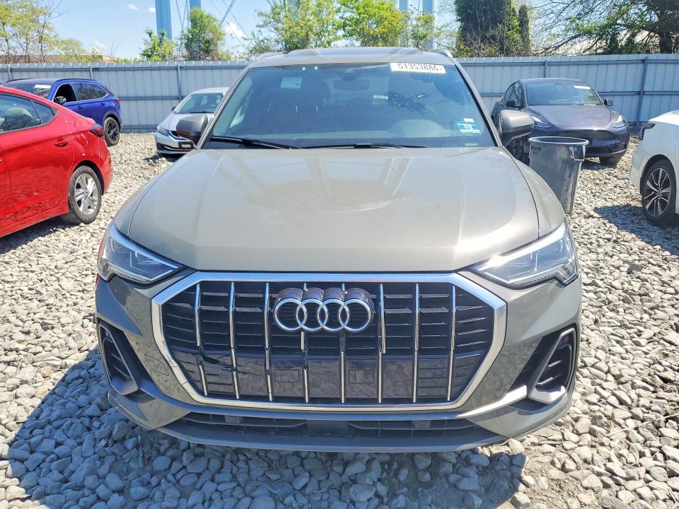 51353886 :رقم المزاد ، WA1EECF35L1023504 vin ، 2020 Audi Q3 مزاد بيع