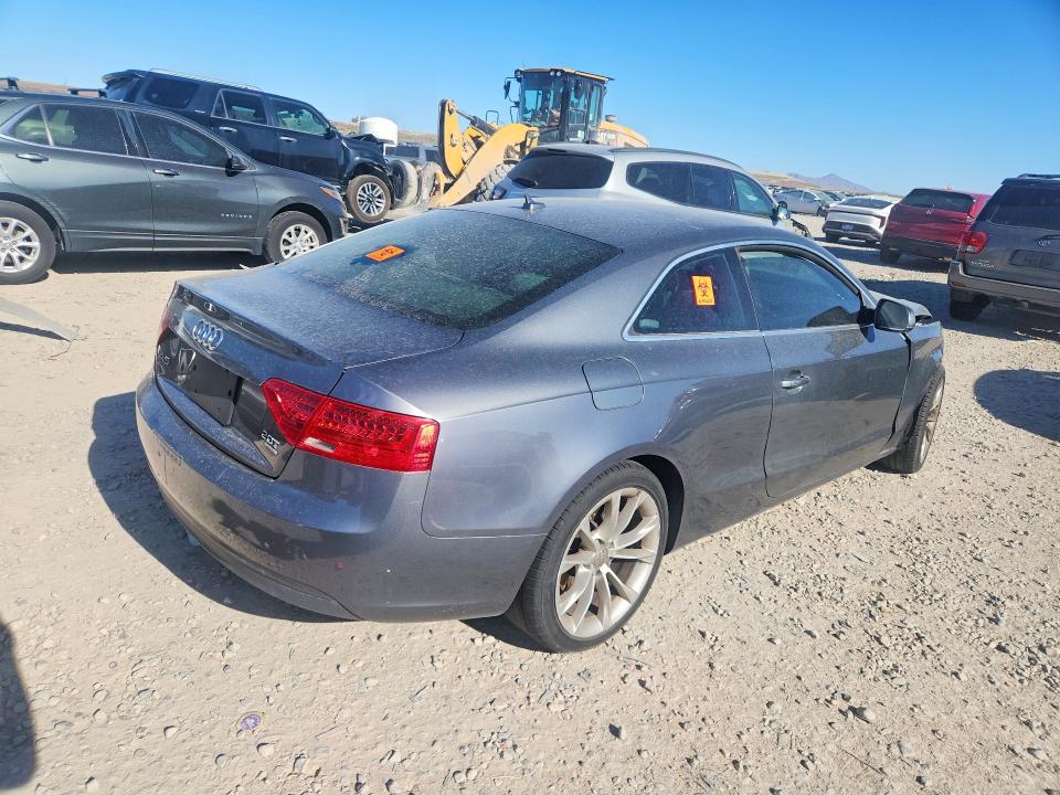 Продаж на аукціоні авто 2013 Audi A5, vin: WAUCFAFR4DA024791, номер лоту: 53716326