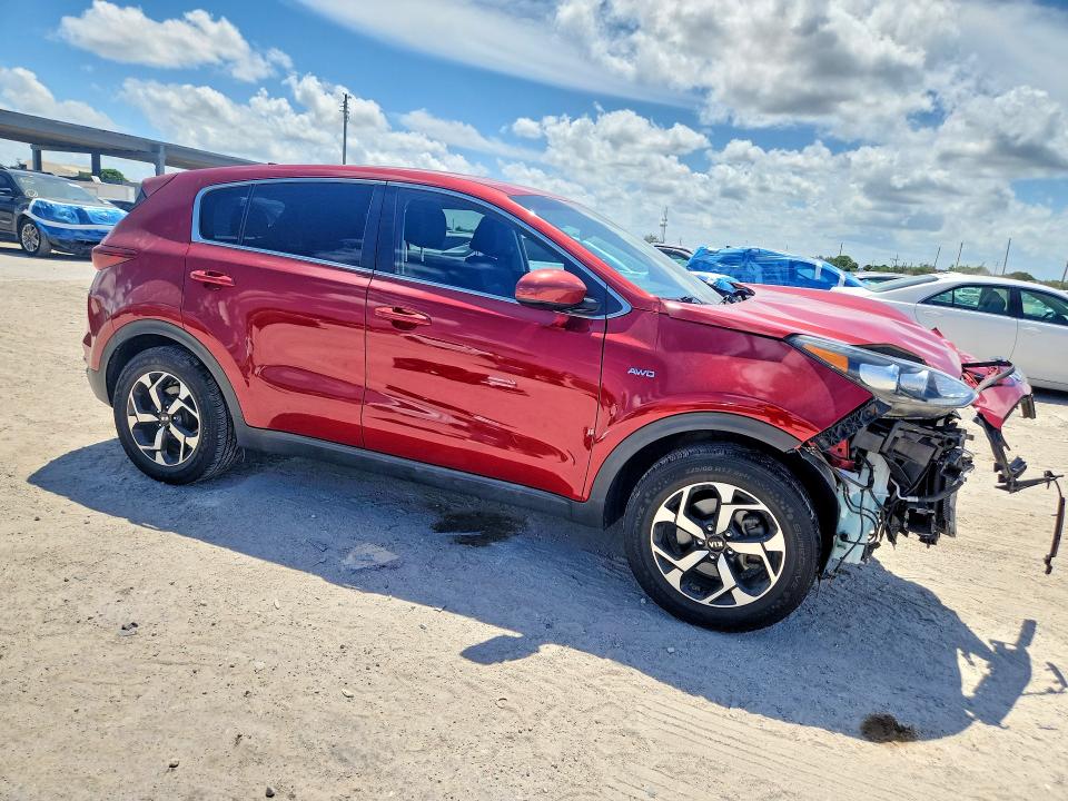 2021 Kia Sportage მანქანა იყიდება აუქციონზე, vin: KNDPMCAC1M7932394, აუქციონის ნომერი: 53669786