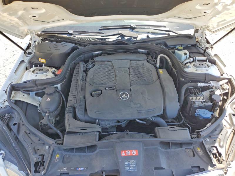 52933556 :رقم المزاد ، WDDHF5KB9DA689572 vin ، 2013 Mercedes-benz E مزاد بيع