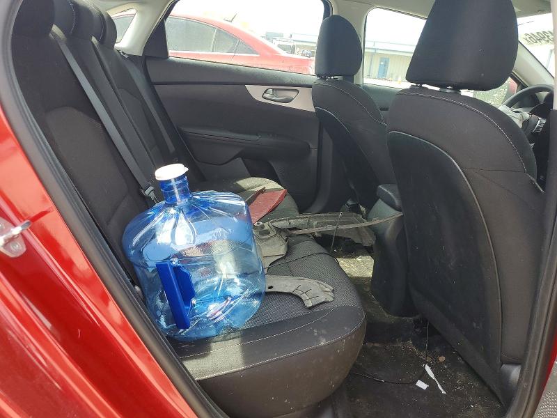 52043946 :رقم المزاد ، 3KPF24AD9NE497917 vin ، 2022 Kia Forte مزاد بيع