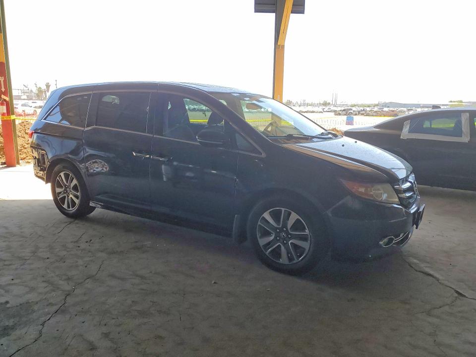 52364446 :رقم المزاد ، 5FNRL5H99FB058794 vin ، 2015 Honda Odyssey مزاد بيع
