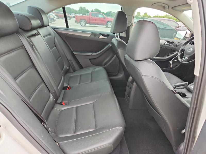 54850506 :رقم المزاد ، 3VWLL7AJ8DM275877 vin ، 2013 Volkswagen Jetta مزاد بيع