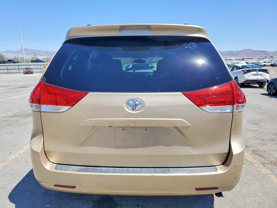 2013 Toyota Sienna მანქანა იყიდება აუქციონზე, vin: 5TDKK3DC5DS392534, აუქციონის ნომერი: 54458786