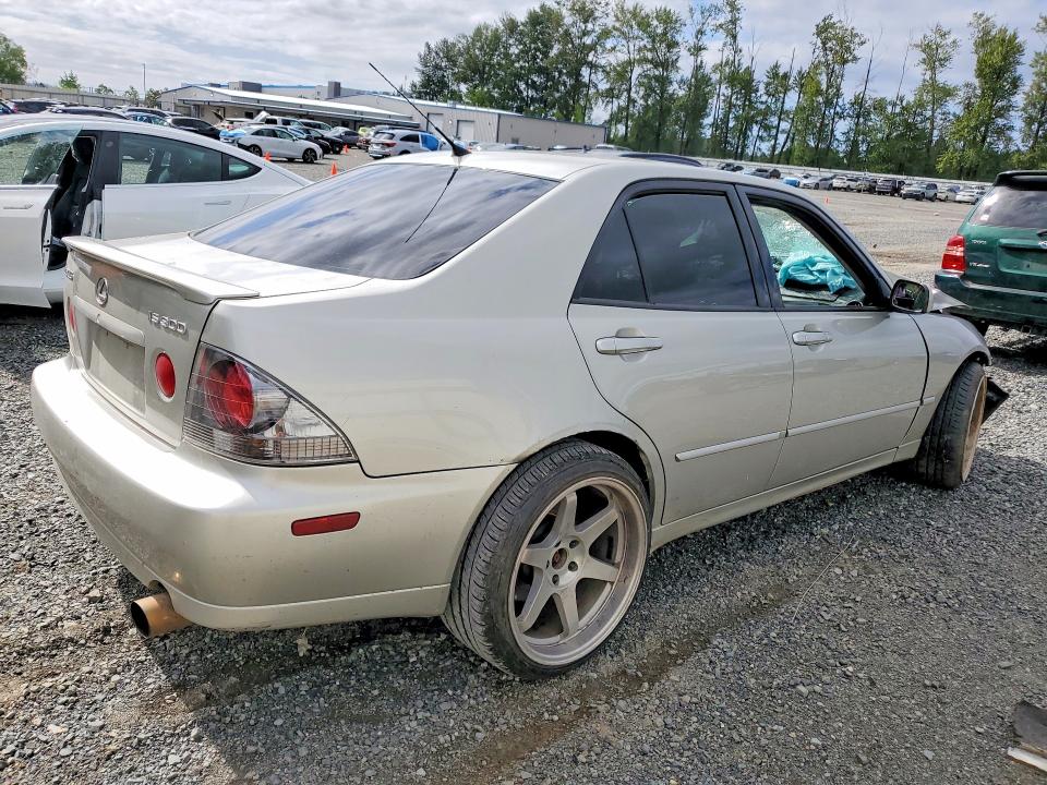 55739276 :رقم المزاد ، JTHBD192150099117 vin ، 2005 Lexus Is مزاد بيع