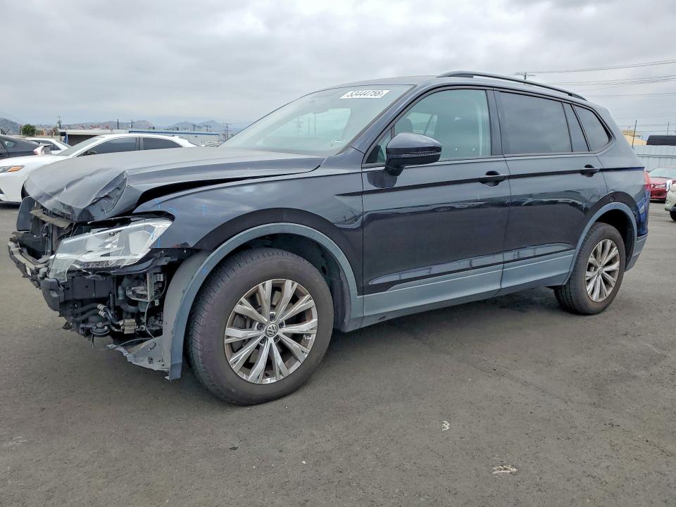 2018 Volkswagen Tiguan მანქანა იყიდება აუქციონზე, vin: 3VV1B7AX0JM059293, აუქციონის ნომერი: 53444756