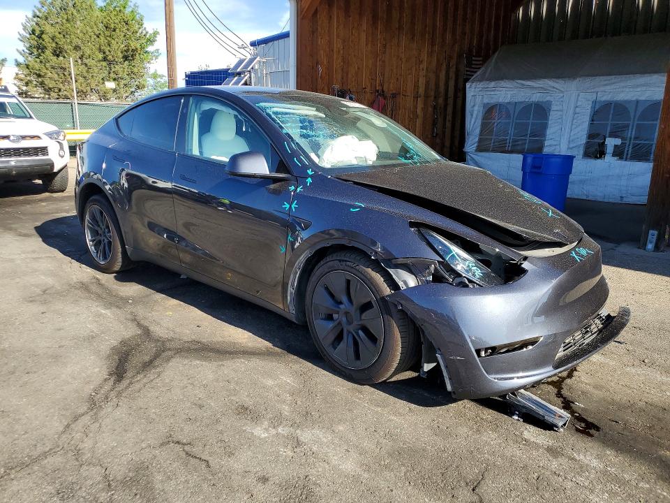 2025 Tesla Model Y მანქანა იყიდება აუქციონზე, vin: 7SAYGDEE0SA360514, აუქციონის ნომერი: 53207236