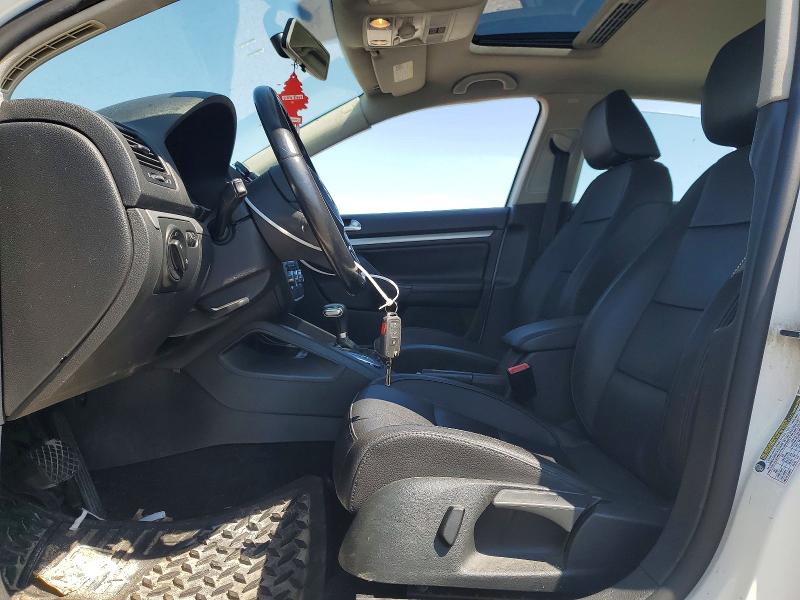 53518936 :رقم المزاد ، 3VWRZ7AJ0AM123953 vin ، 2010 Volkswagen Jetta مزاد بيع
