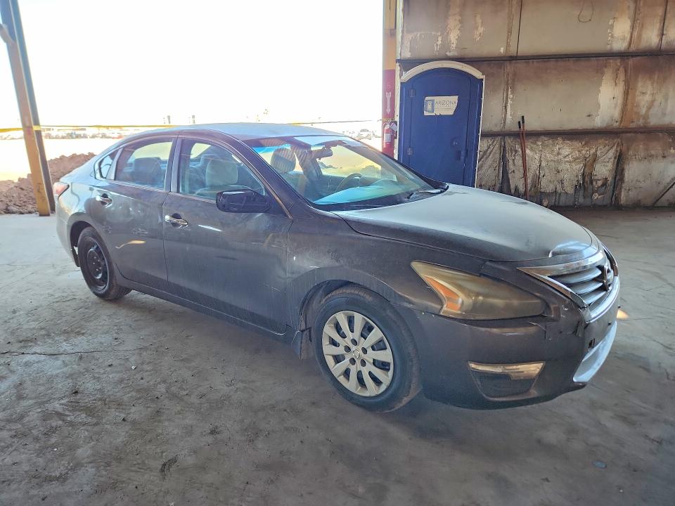 2015 Nissan Altima მანქანა იყიდება აუქციონზე, vin: 1N4AL3AP2FN861626, აუქციონის ნომერი: 52905736