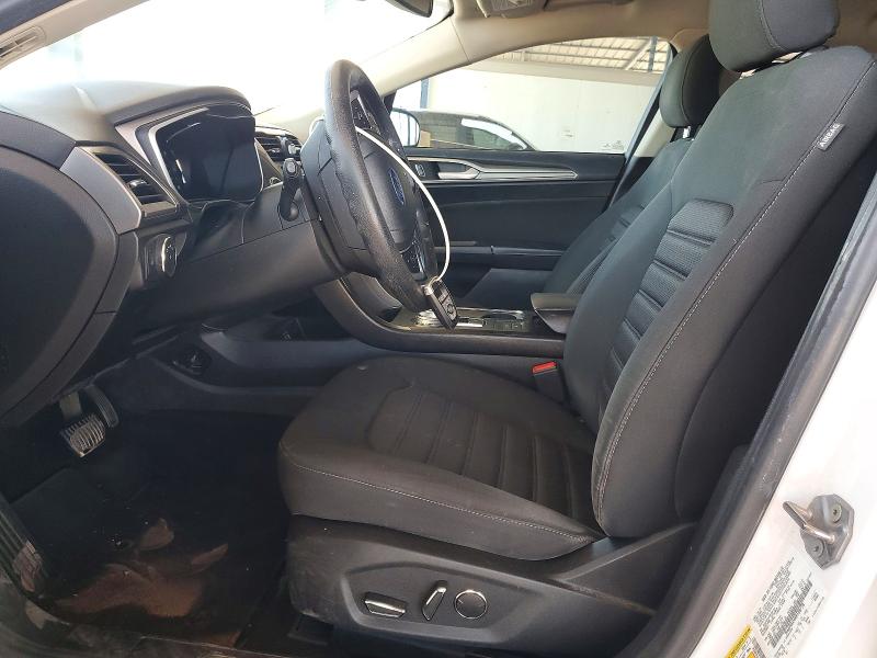 54264926 :رقم المزاد ، 3FA6P0LU4KR188728 vin ، 2019 Ford Fusion مزاد بيع
