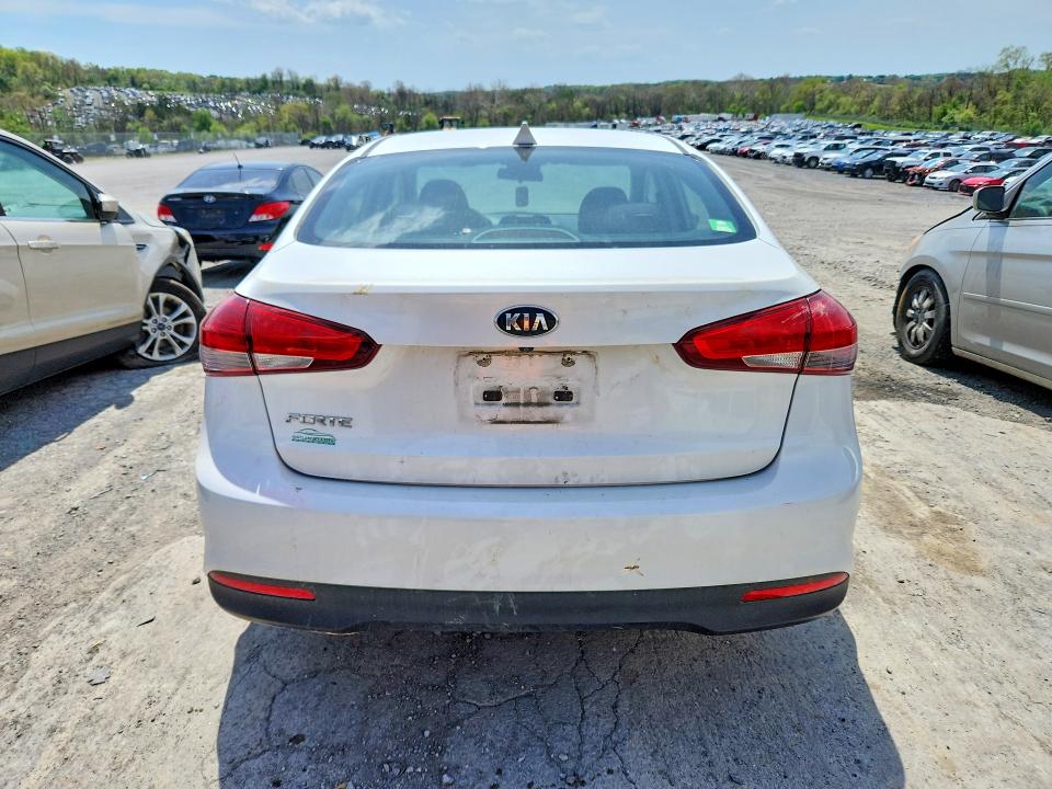Продаж на аукціоні авто 2018 Kia Forte, vin: 3KPFL4A71JE210040, номер лоту: 52223416