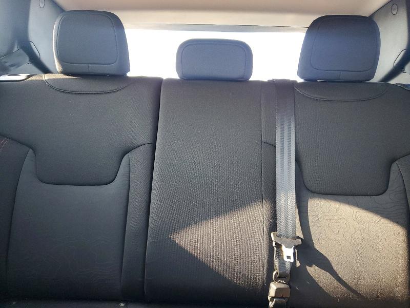 53598256 :رقم المزاد ، ZACCJBCT8FPB21695 vin ، 2015 Jeep Renegade مزاد بيع
