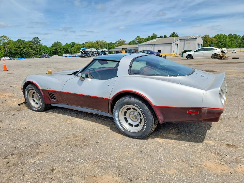 52528366 :رقم المزاد ، 1G1AY8785C100392 vin ، 1982 Chev Corvette مزاد بيع