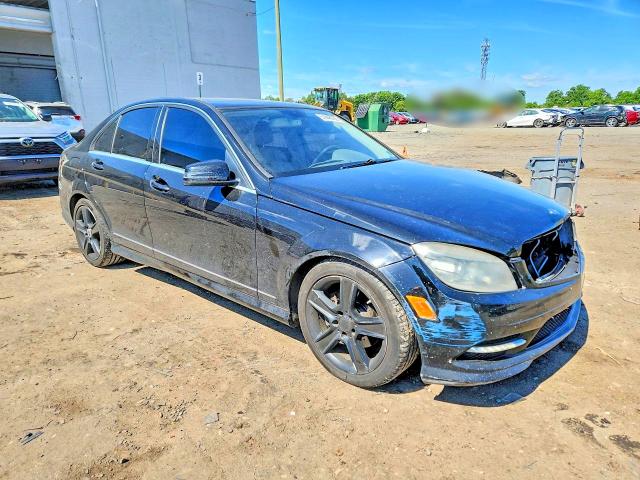 2011 Mercedes-benz C მანქანა იყიდება აუქციონზე, vin: WDDGF8BB8BR141705, აუქციონის ნომერი: 51446786