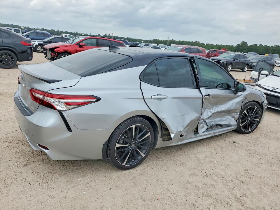 Aukcja sprzedaży 2018 Toyota Camry, vin: 4T1BZ1HK3JU020744, numer aukcji: 52536666