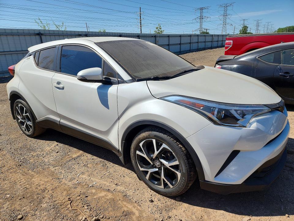 55106876 :رقم المزاد ، NMTKHMBX7JR058848 vin ، 2018 Toyota C-hr مزاد بيع