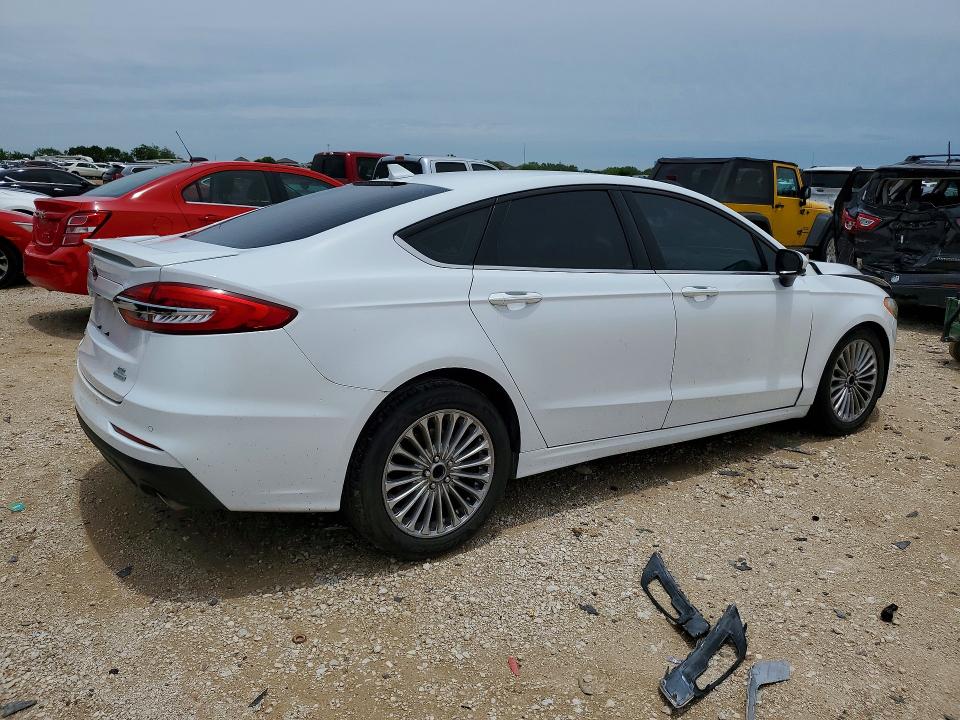 55270926 :رقم المزاد ، 3FA6P0HD4KR282648 vin ، 2019 Ford Fusion مزاد بيع