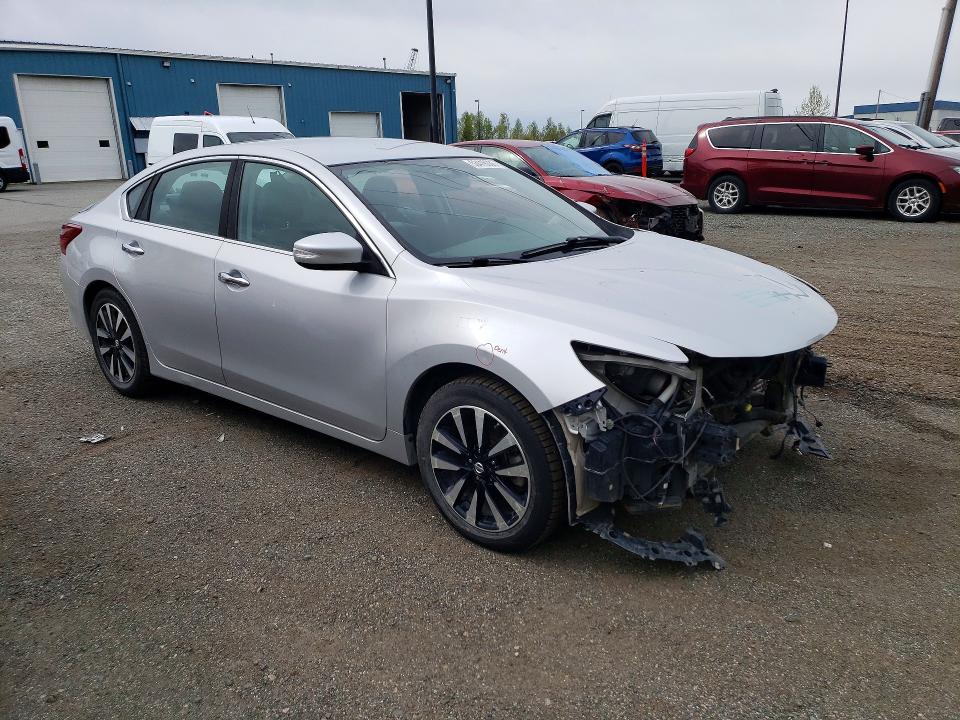 Auction sale of the 2018 Nissan Altima, vin: 1N4AL3APXJC185110, lot number: 53416036