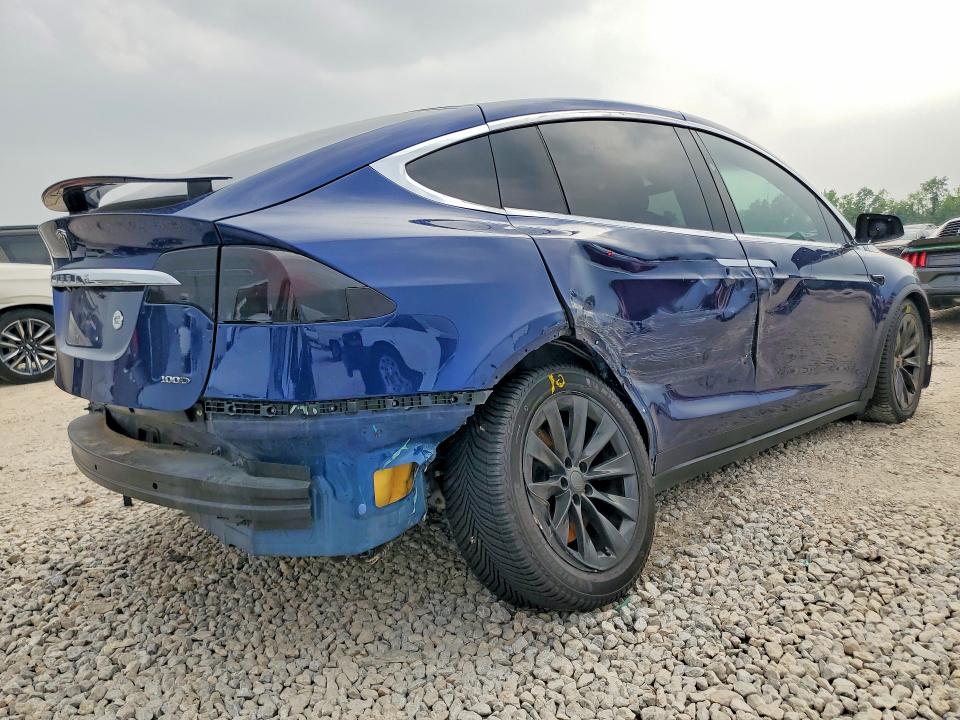 2017 Tesla Model X მანქანა იყიდება აუქციონზე, vin: 5YJXCBE23HF042560, აუქციონის ნომერი: 52731146
