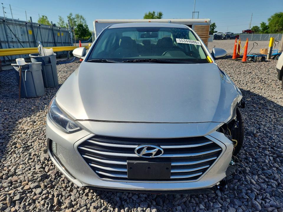 2017 Hyundai Elantra მანქანა იყიდება აუქციონზე, vin: 5NPD84LF5HH028358, აუქციონის ნომერი: 55344086