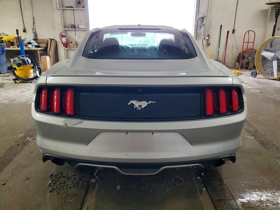 Продажа на аукционе авто 2017 Ford Mustang, vin: 1FA6P8TH8H5227432, номер лота: 52237616