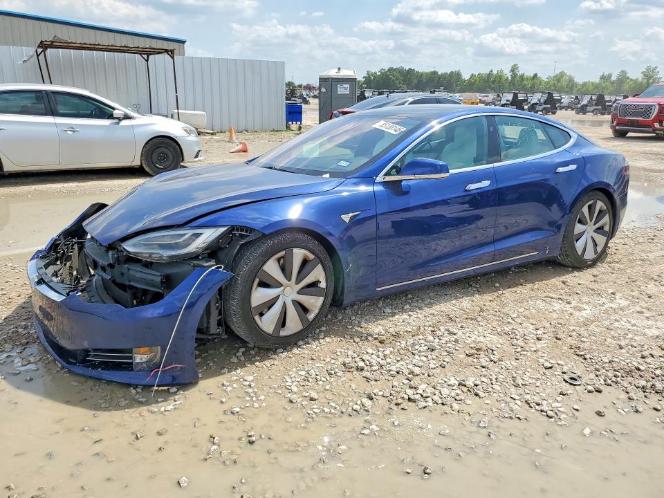 55130146 :رقم المزاد ، 5YJSA1E23LF389017 vin ، 2020 Tesla Model S مزاد بيع