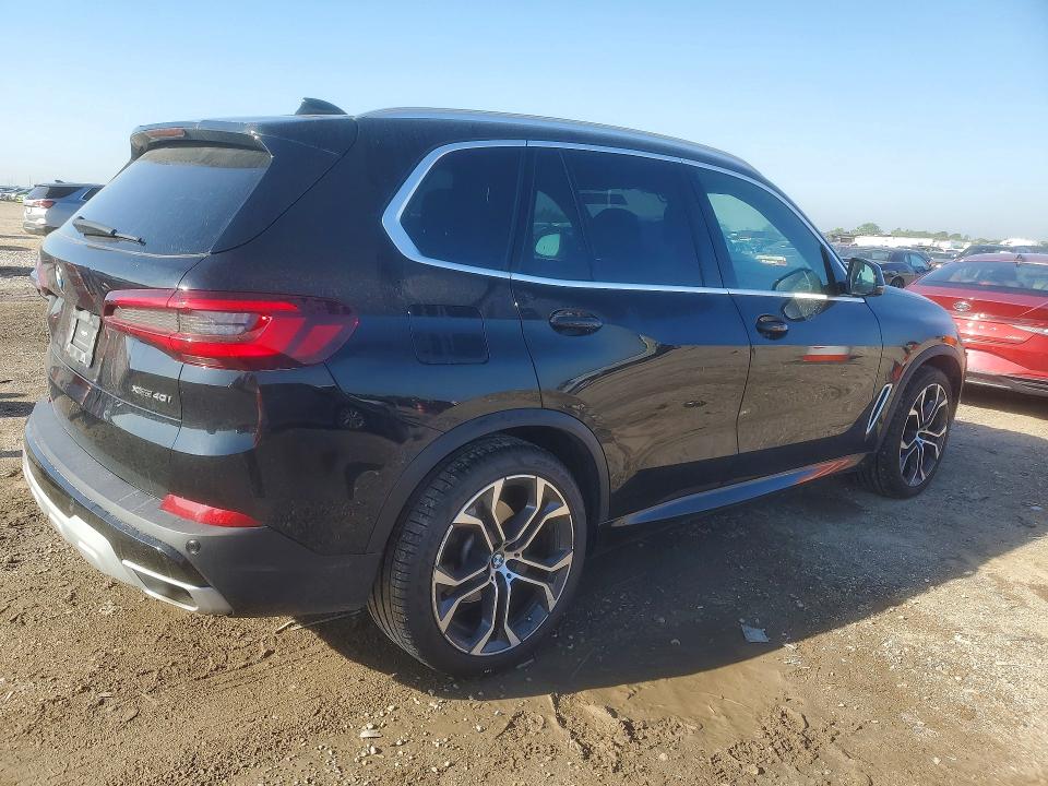 53371576 :رقم المزاد ، 5UXCR6C00N9N37423 vin ، 2022 Bmw X5 مزاد بيع