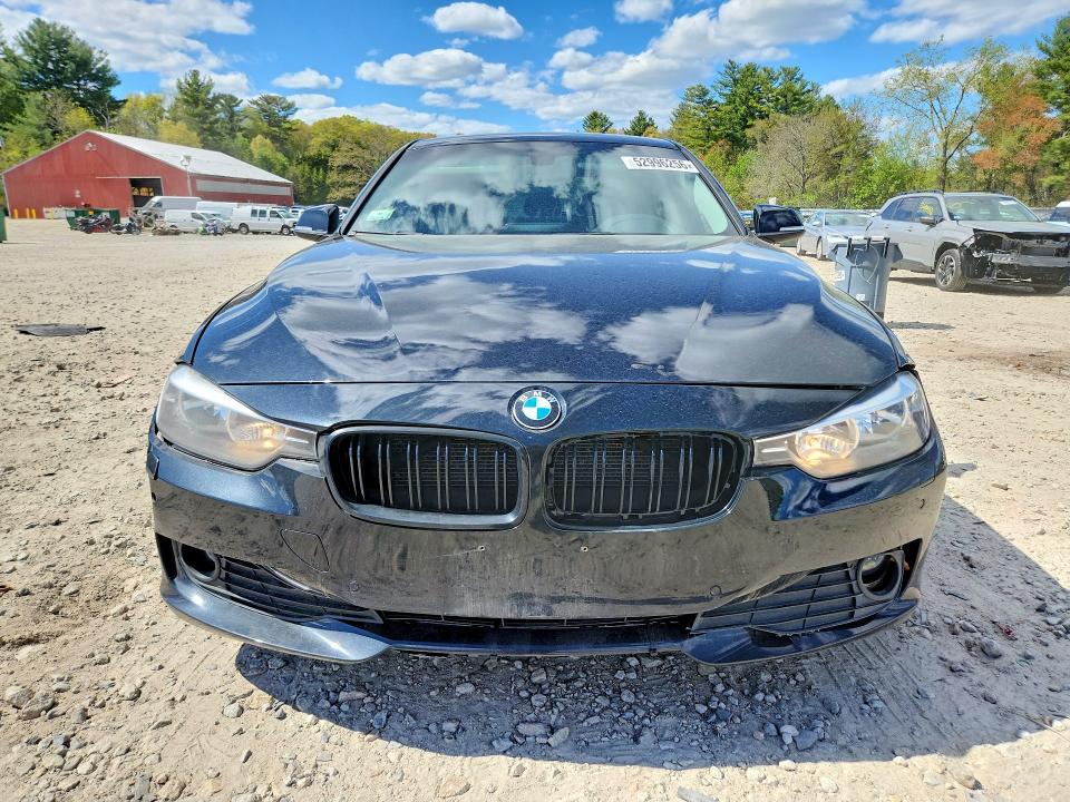 52996256 :رقم المزاد ، WBA3D5C51EKX98717 vin ، 2014 Bmw 328 مزاد بيع