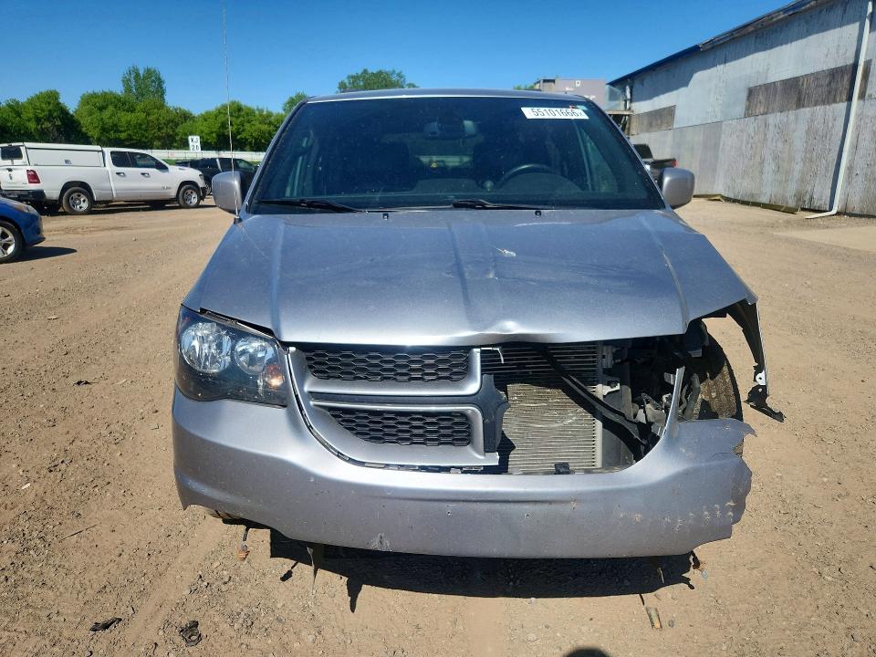 55101666 :رقم المزاد ، 2C4RDGEG9KR660671 vin ، 2019 Dodge Grand Caravan مزاد بيع
