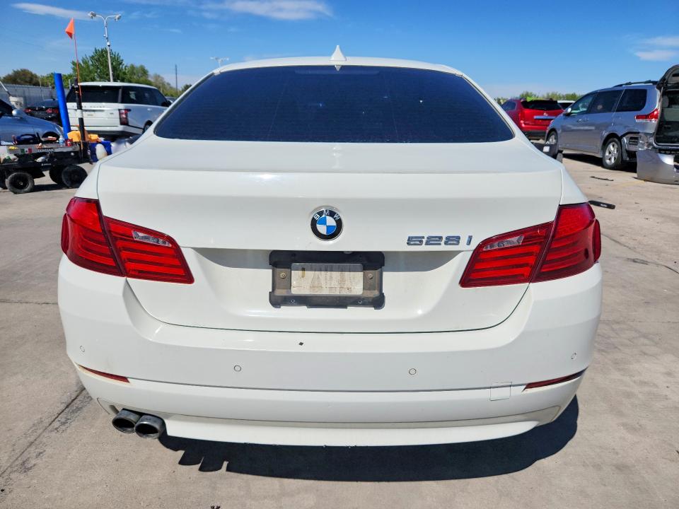 53237776 :رقم المزاد ، WBAXG5C5XCDW24039 vin ، 2012 Bmw 528 مزاد بيع