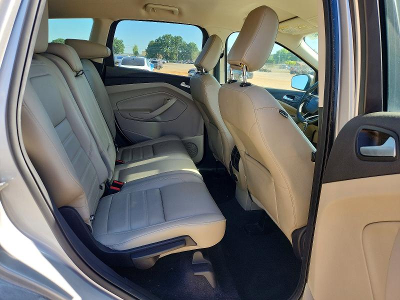 52168346 :رقم المزاد ، 1FMCU0HD8KUB30883 vin ، 2019 Ford Escape مزاد بيع