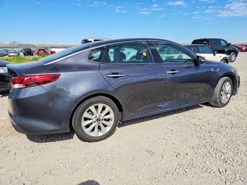 Продажа на аукционе авто 2018 Kia Optima, vin: 5XXGT4L39JG245737, номер лота: 52745886