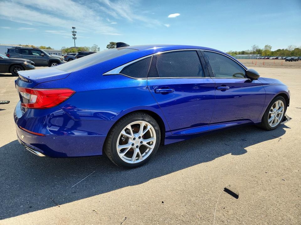 51148246 :رقم المزاد ، 1HGCV1F39NA090614 vin ، 2022 Honda Accord مزاد بيع