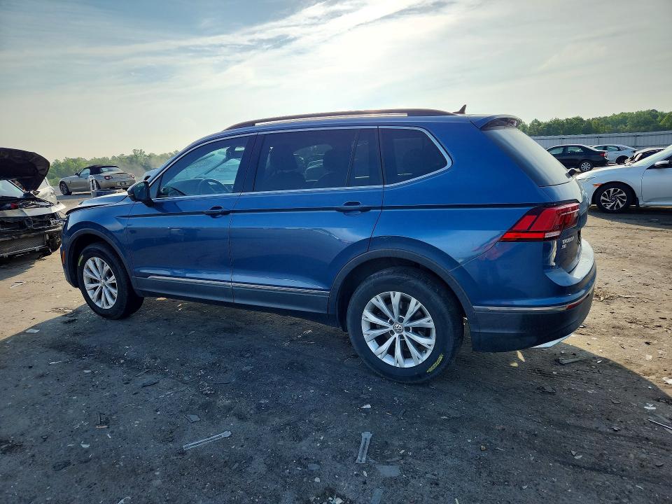 54473696 :رقم المزاد ، 3VV2B7AX3JM176855 vin ، 2018 Volkswagen Tiguan مزاد بيع
