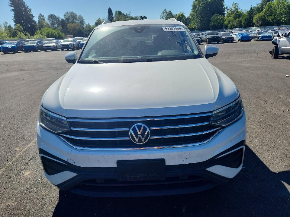 2023 Volkswagen Tiguan მანქანა იყიდება აუქციონზე, vin: 3VV2B7AX2PM061575, აუქციონის ნომერი: 53207886