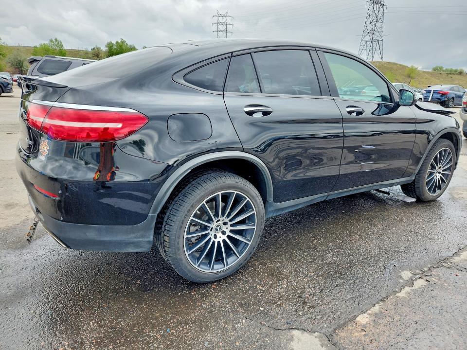 54133826 :رقم المزاد ، WDC0J4KB2KF544447 vin ، 2019 Mercedes-benz Glc Coupe مزاد بيع