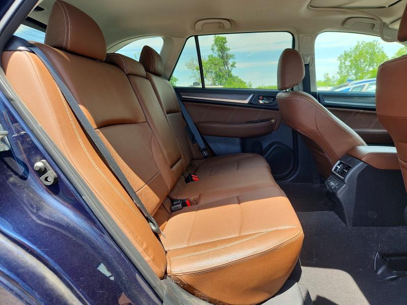 52877636 :رقم المزاد ، 4S4BSETC2J3327758 vin ، 2018 Subaru Outback مزاد بيع