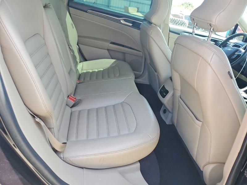 51613026 :رقم المزاد ، 3FA6P0CD0KR236872 vin ، 2019 Ford Fusion مزاد بيع