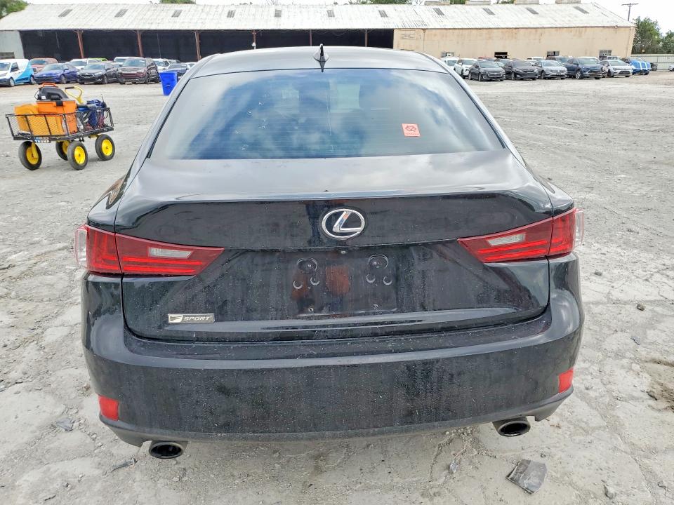 52600996 :رقم المزاد ، JTHCF1D26F5017215 vin ، 2015 Lexus Is مزاد بيع