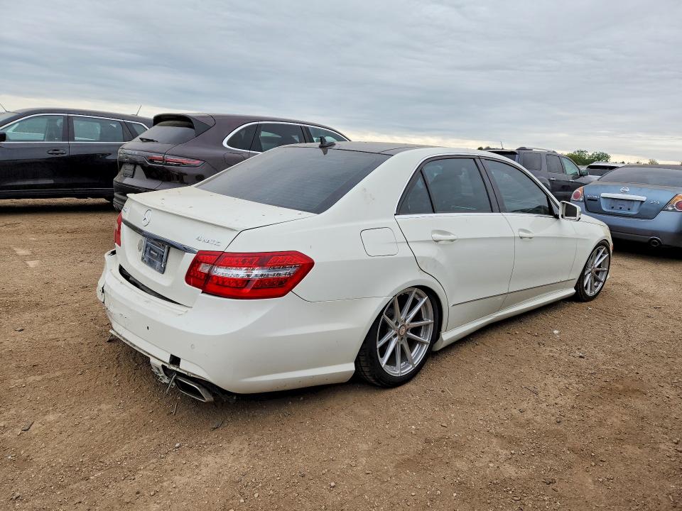 2011 Mercedes-benz E მანქანა იყიდება აუქციონზე, vin: WDDHF9AB2BA502324, აუქციონის ნომერი: 54503416