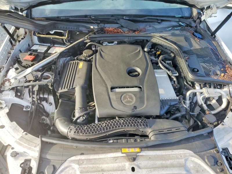 55242256 :رقم المزاد ، WDDWF4JB1HR254992 vin ، 2017 Mercedes-benz C مزاد بيع