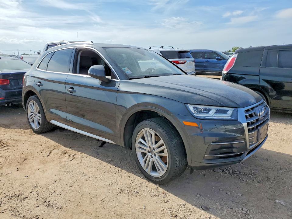 53852666 :رقم المزاد ، WA1CNAFYXJ2085253 vin ، 2018 Audi Q5 مزاد بيع