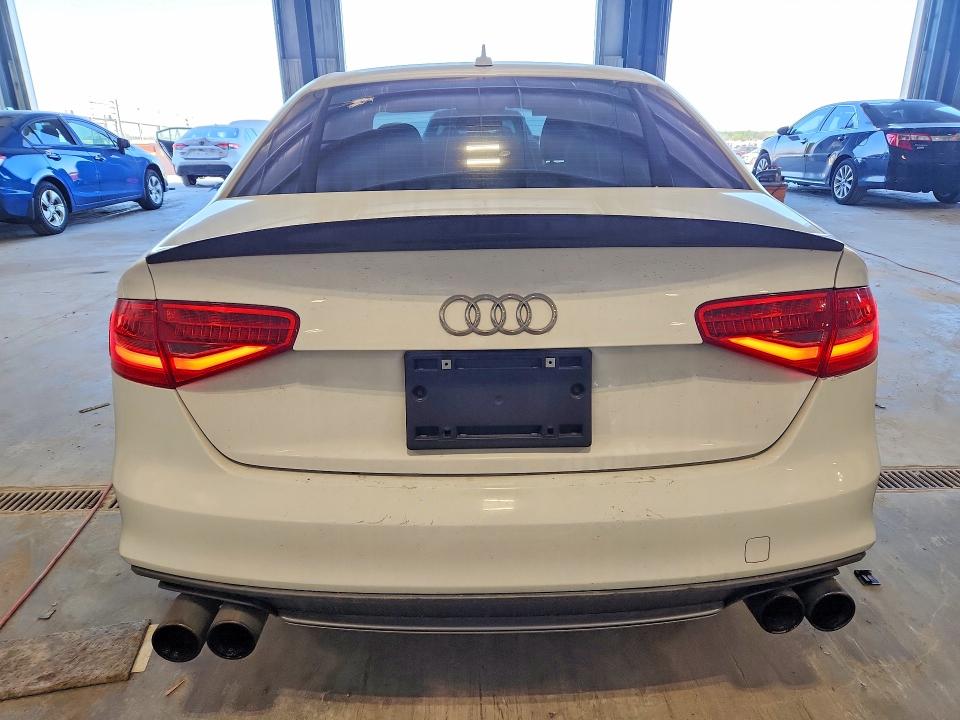 2013 Audi A4 მანქანა იყიდება აუქციონზე, vin: WAUFFAFL9DN007549, აუქციონის ნომერი: 52324426