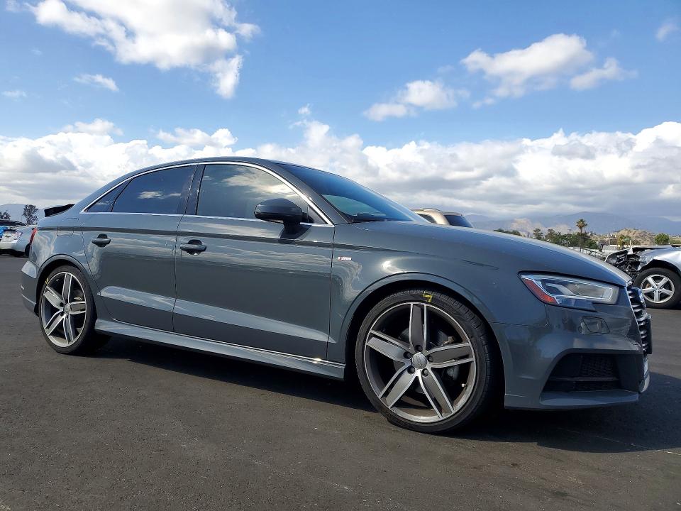 2019 Audi A3 მანქანა იყიდება აუქციონზე, vin: WAUGUGFF2KA086929, აუქციონის ნომერი: 55081476