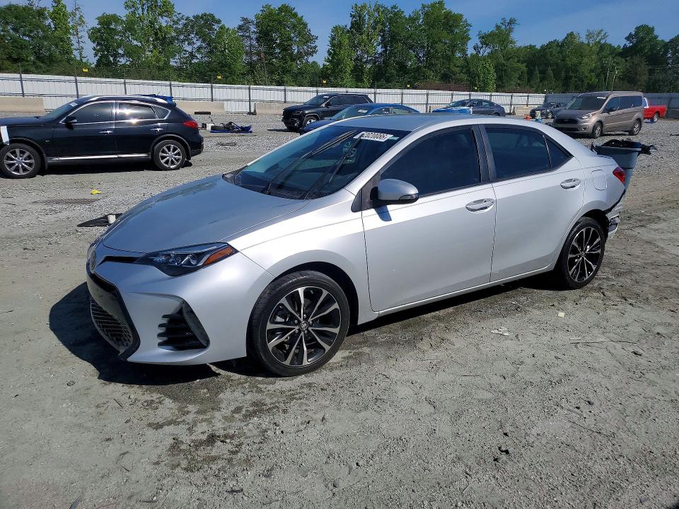 Продаж на аукціоні авто 2018 Toyota Corolla, vin: 5YFBURHE1JP821407, номер лоту: 52020086