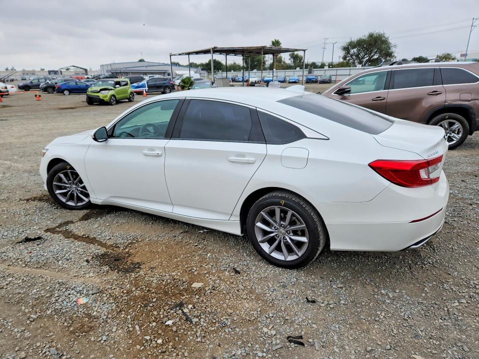 Продажа на аукционе авто 2021 Honda Accord, vin: 1HGCV1F18MA010345, номер лота: 53352476